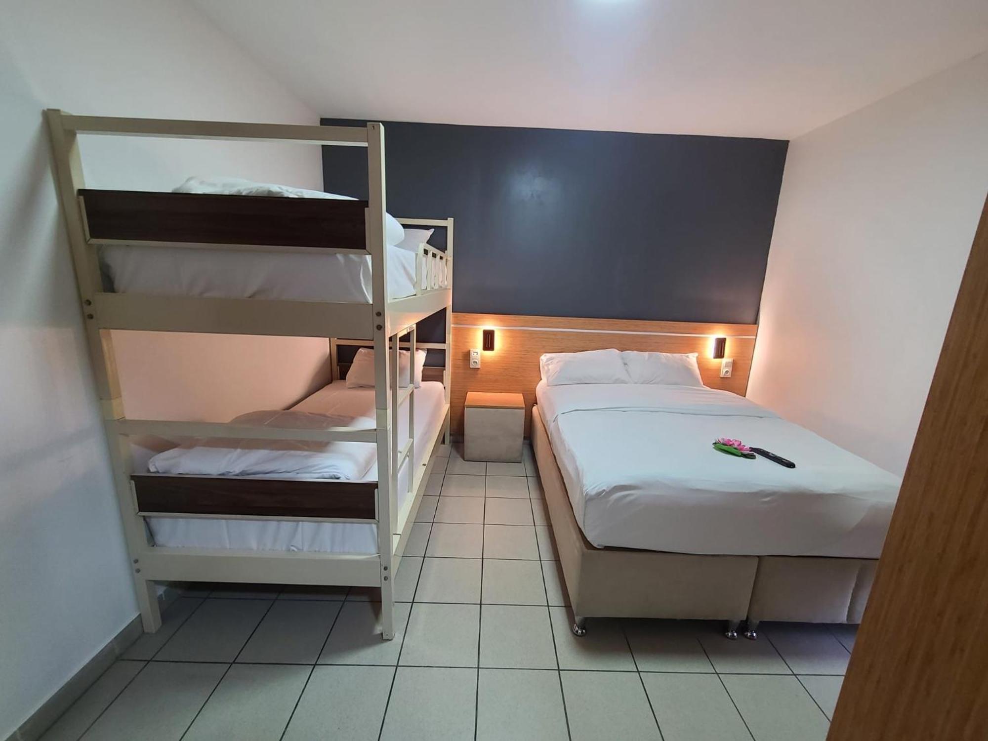 Hotel Victoire, Poitiers Gare Bagian luar foto